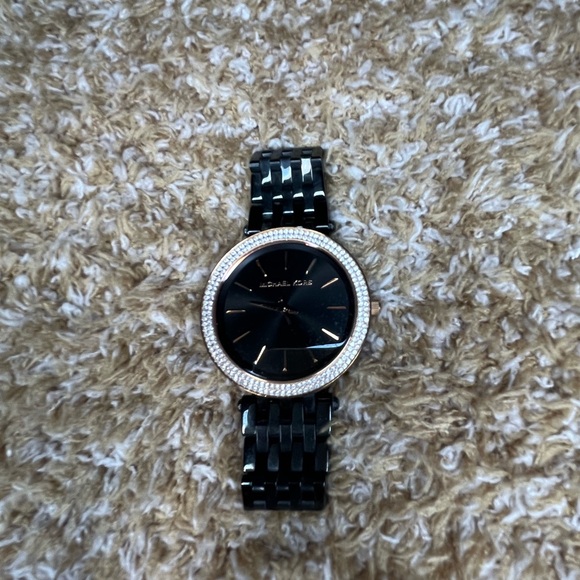 Michael Kors watch - Picture 1 of 8